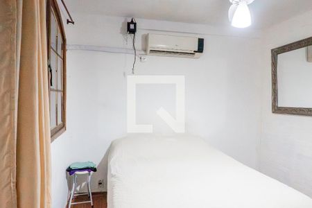 Quarto 1 de apartamento para alugar com 2 quartos, 60m² em Grajaú, Rio de Janeiro