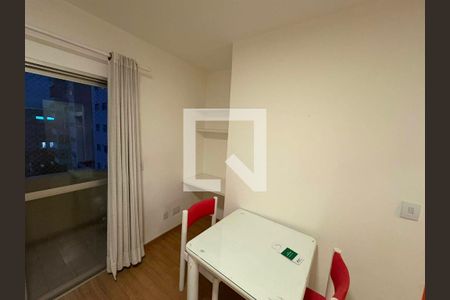 Sala de apartamento para alugar com 1 quarto, 40m² em Morro dos Ingleses, São Paulo