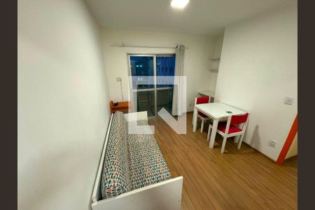 Sala de apartamento para alugar com 1 quarto, 40m² em Morro dos Ingleses, São Paulo
