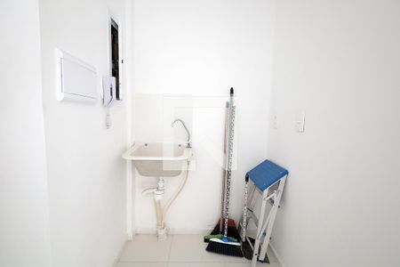Cozinha e Área de Serviço de apartamento para alugar com 2 quartos, 35m² em Parque Erasmo Assunção, Santo André