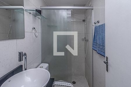 banheiro social_2 de apartamento à venda com 3 quartos, 68m² em São João Climaco, São Paulo
