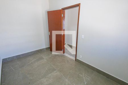 quarto 1 de casa para alugar com 3 quartos, 79m² em Candelária, Belo Horizonte