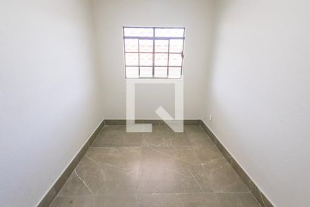 sala (quarto 3) de casa para alugar com 3 quartos, 58m² em Candelária, Belo Horizonte