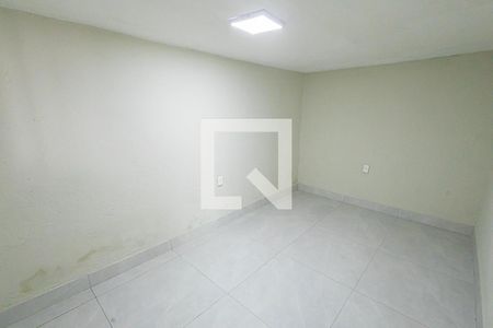 quarto 2 de casa para alugar com 3 quartos, 55m² em Candelária, Belo Horizonte