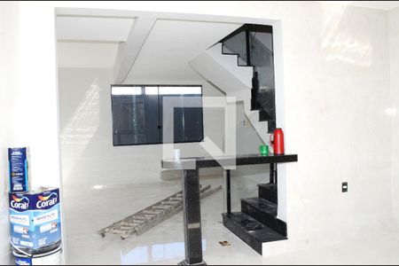 Cozinha de casa à venda com 3 quartos, 100m² em Jardim Vitoria, Belo Horizonte