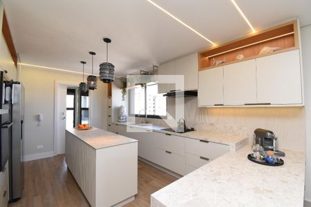 Sala/Cozinha de apartamento à venda com 4 quartos, 164m² em Cabral, Curitiba