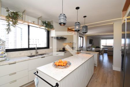 Sala/Cozinha de apartamento à venda com 4 quartos, 164m² em Cabral, Curitiba