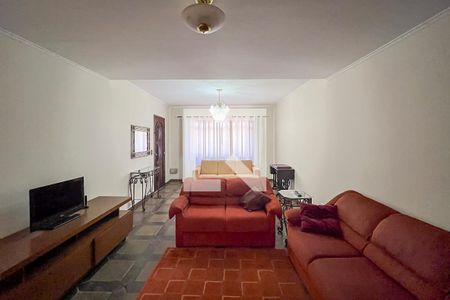 Sala de casa para alugar com 4 quartos, 184m² em Jardim Vergueiro, São Paulo