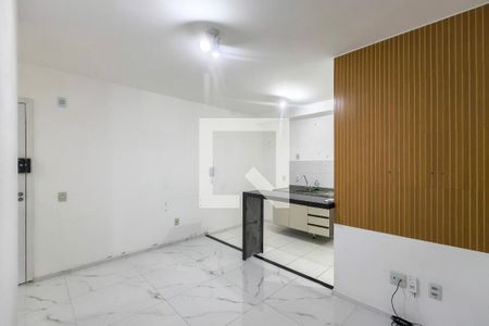Sala de apartamento para alugar com 2 quartos, 42m² em Vila Sonia, Praia Grande