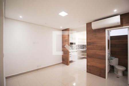 Sala de casa à venda com 2 quartos, 115m² em Indianópolis, São Paulo