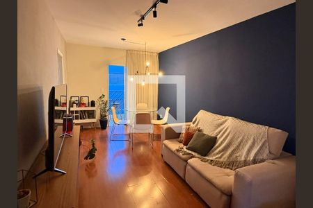Sala de apartamento à venda com 1 quarto, 64m² em Guarani, Campinas