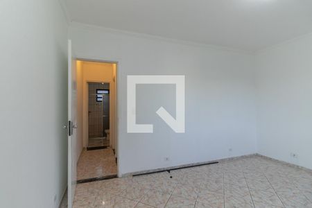 Quarto 1 de casa para alugar com 2 quartos, 80m² em Vila Tolstoi, São Paulo