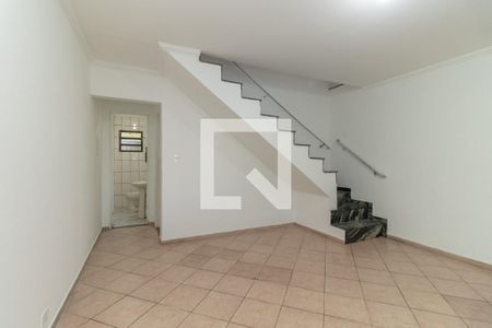 Sala de casa para alugar com 2 quartos, 80m² em Vila Tolstoi, São Paulo