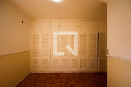 Quarto 1 de casa para alugar com 3 quartos, 120m² em Vila Marari, São Paulo