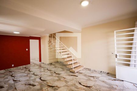 Sala de casa para alugar com 3 quartos, 120m² em Vila Marari, São Paulo