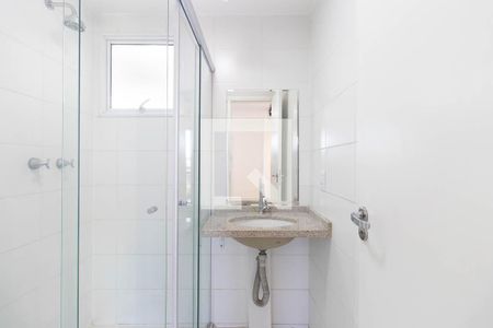 Banheiro de apartamento à venda com 2 quartos, 58m² em Parque Edu Chaves, São Paulo