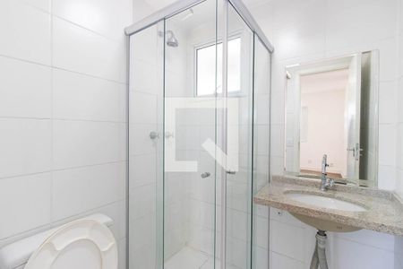 Banheiro de apartamento à venda com 2 quartos, 58m² em Parque Edu Chaves, São Paulo