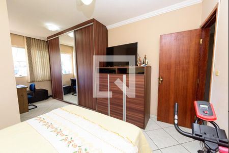 Suite de casa à venda com 3 quartos, 120m² em Santa Cruz Industrial, Contagem