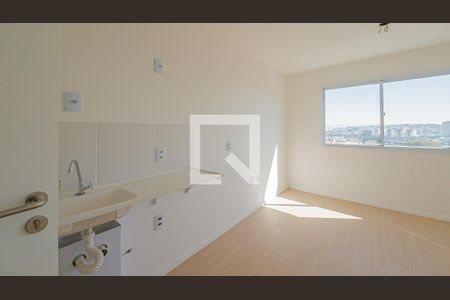 Cozinha/Quarto de kitnet/studio para alugar com 1 quarto, 17m² em Vila Granada, São Paulo