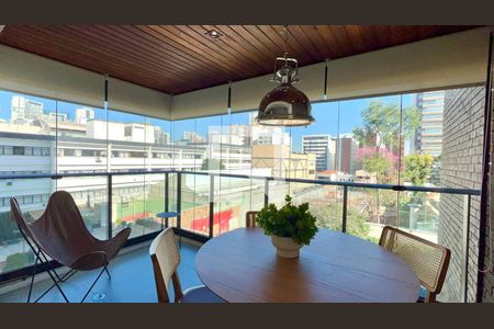 Varanda de apartamento à venda com 1 quarto, 70m² em Pinheiros, São Paulo