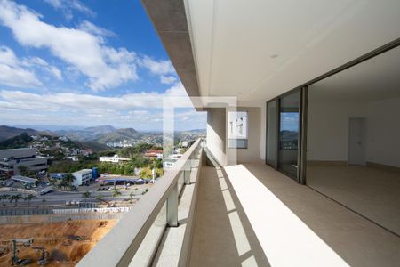 VARANDA de apartamento à venda com 4 quartos, 208m² em Vila das Flores, Nova Lima