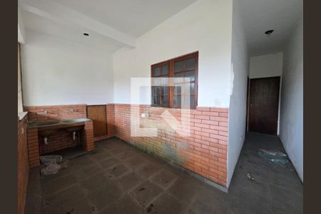 Casa à venda com 3 quartos, 141m² em Jardim America, Taboão da Serra