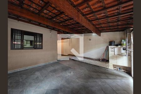 Casa à venda com 3 quartos, 141m² em Jardim America, Taboão da Serra