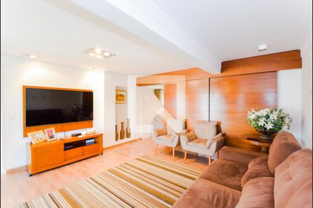 Sala íntima  de casa de condomínio à venda com 4 quartos, 400m² em Ponte Grande, Guarulhos
