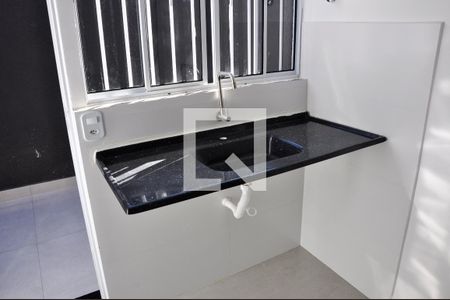 Detalhe - Sala e Cozinha de apartamento à venda com 1 quarto, 25m² em Vila Zat, São Paulo