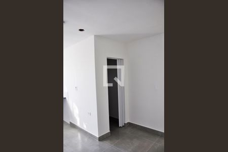 Detalhe - Sala e Cozinha de apartamento à venda com 1 quarto, 37m² em Vila Zat, São Paulo