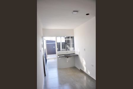 Detalhe - Sala e Cozinha de apartamento à venda com 1 quarto, 37m² em Vila Zat, São Paulo