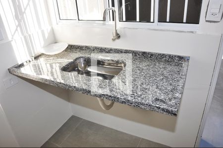 Detalhe - Sala e Cozinha de apartamento para alugar com 1 quarto, 37m² em Vila Zat, São Paulo
