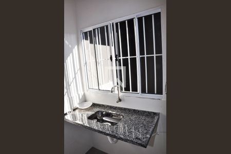 Detalhe - Sala e Cozinha de apartamento para alugar com 1 quarto, 37m² em Vila Zat, São Paulo