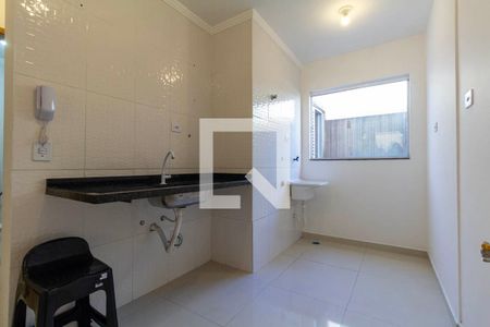 Sala, Cozinha e Área de Serviço de apartamento para alugar com 2 quartos, 42m² em Vila Euthalia, São Paulo