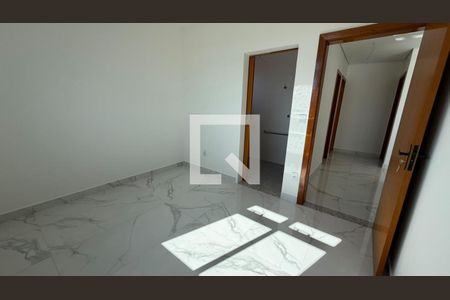 Quarto de apartamento à venda com 3 quartos, 71m² em Camargos, Belo Horizonte