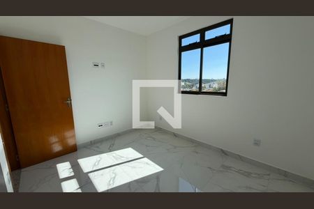 Quarto de apartamento à venda com 3 quartos, 71m² em Camargos, Belo Horizonte