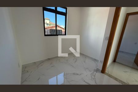 Sala de apartamento à venda com 3 quartos, 71m² em Camargos, Belo Horizonte