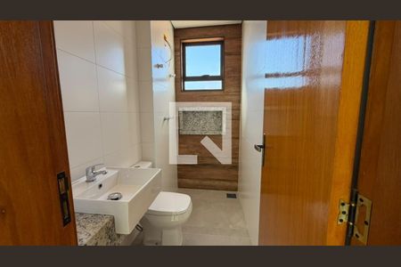 Banheiro  de apartamento à venda com 3 quartos, 150m² em Camargos, Belo Horizonte