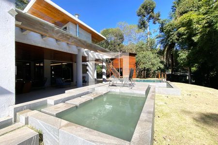 Área Piscina de casa de condomínio para alugar com 4 quartos, 500m² em Arvoredo, Nova Lima