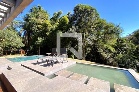 Área Piscina de casa de condomínio para alugar com 4 quartos, 500m² em Arvoredo, Nova Lima