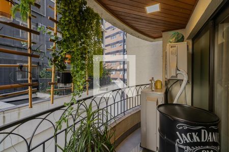 Sacada de apartamento à venda com 4 quartos, 142m² em Itaim Bibi, São Paulo