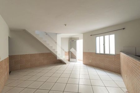 Casa para alugar com 2 quartos, 100m² em Porto Velho, São Gonçalo