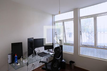 Quarto 1 de apartamento para alugar com 3 quartos, 101m² em Serra, Belo Horizonte