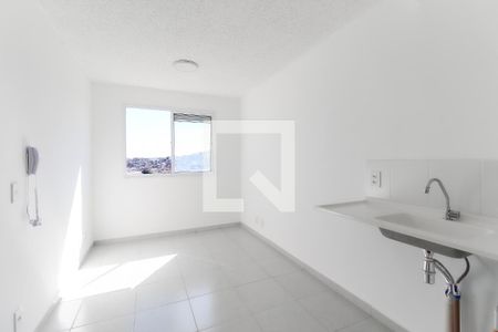 Sala - Cozinha de apartamento para alugar com 2 quartos, 32m² em Jardim Soares, São Paulo