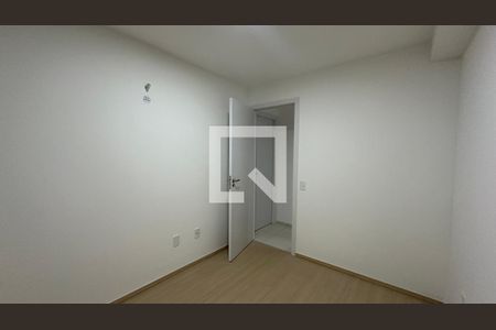 Quarto 1 de apartamento para alugar com 2 quartos, 58m² em Barra Olímpica, Rio de Janeiro