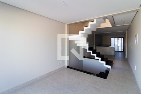 Sala de casa à venda com 3 quartos, 160m² em Parque São Lucas, São Paulo