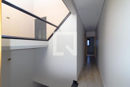 Corredor das Suítes de casa à venda com 3 quartos, 160m² em Parque São Lucas, São Paulo