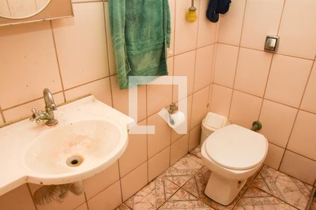 banheiro casa 1 de casa à venda com 5 quartos, 220m² em Cidade Santos Dumont, Jundiaí