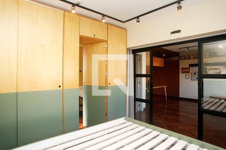 Quarto Suíte de apartamento à venda com 1 quarto, 56m² em Santana, Porto Alegre