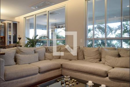Sala de apartamento à venda com 3 quartos, 215m² em Paraíso, São Paulo